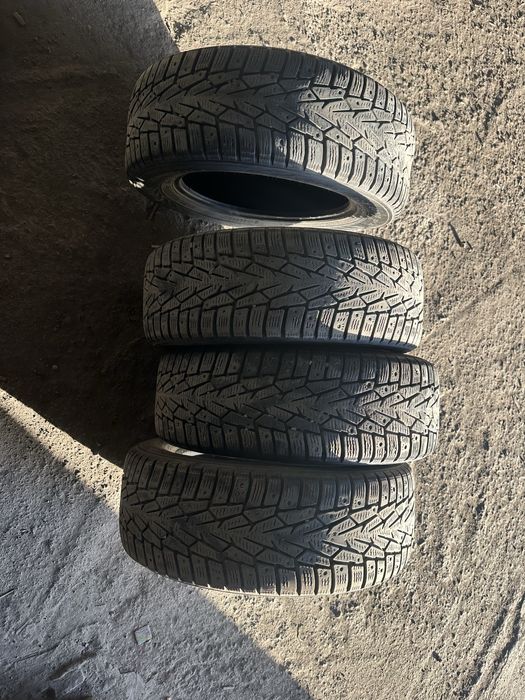 Продам Шины 205/65/16