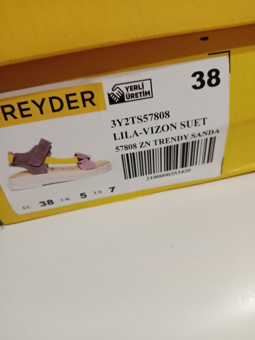 Сандалии Greyder
