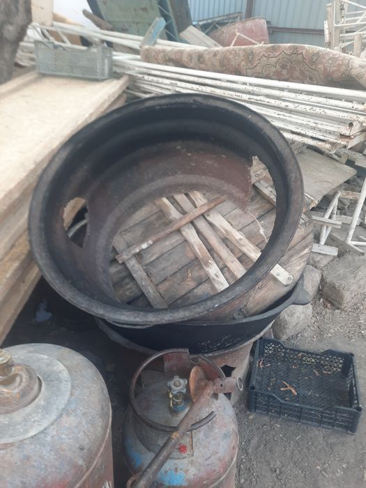 Үлкен қазанға ошақ сатылады