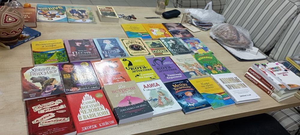 Продам книги. Книги
