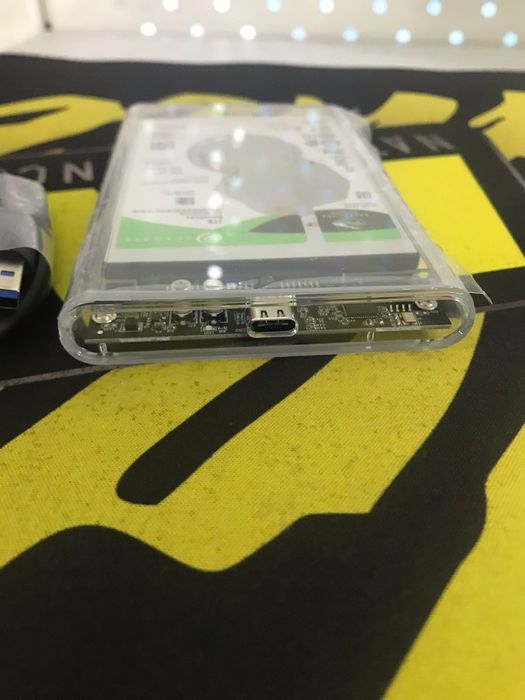 Внешний жёсткий диск 1тб