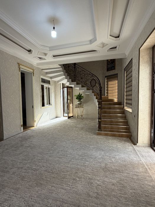 Продаётся дом 9 комнат, 4 сотоки. махалля Катта Кани. Учтепа