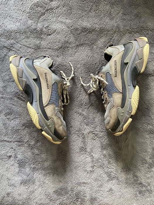 Balenciaga triple s