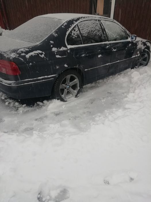 Продам Е39 на ходу. 1996г 2 литра ванус