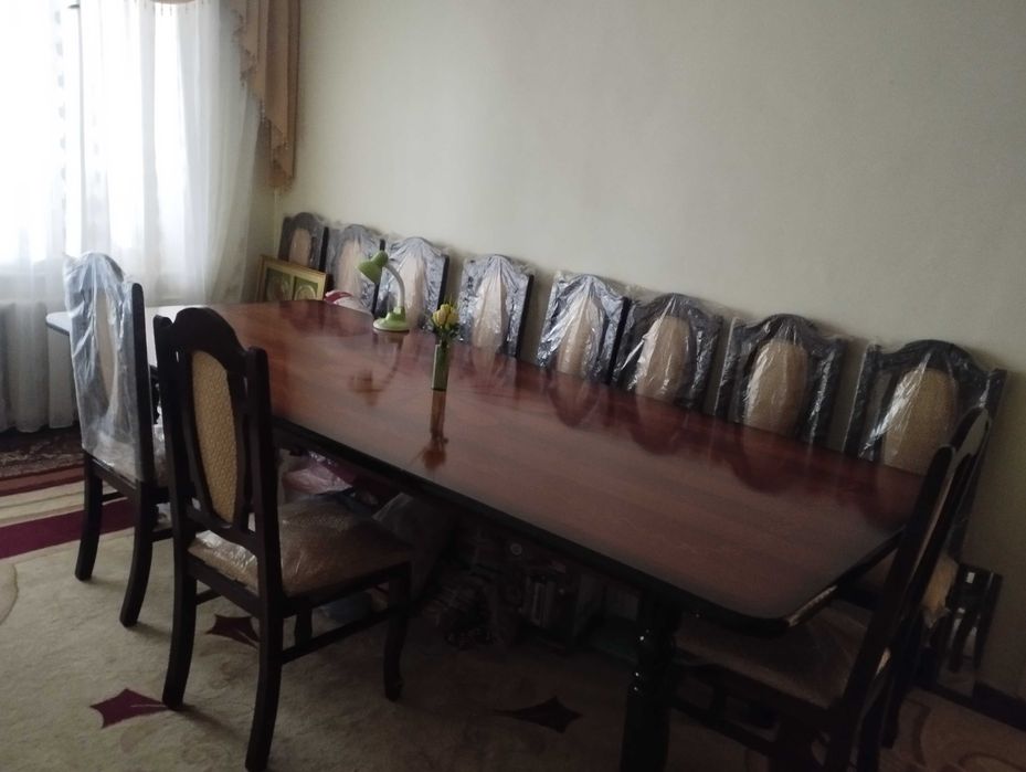 Стол и стулья stol-stullar