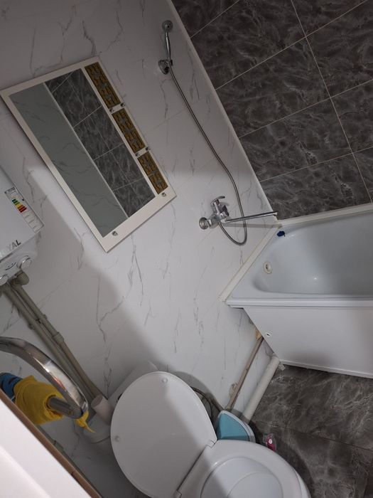 Сдаётся 1 комнатная посуточна