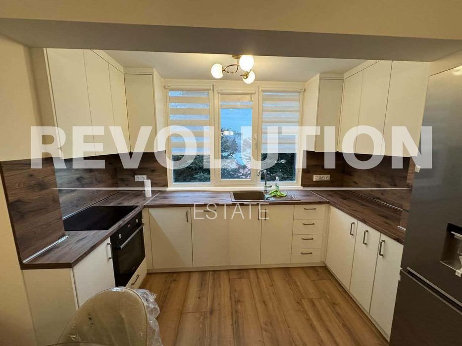 Тристаен апартамент  в гр.Варна, Чаталджа!