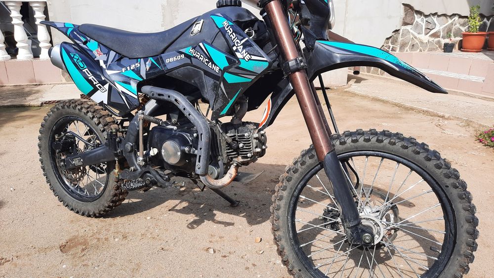 Cross KXD 125cc.