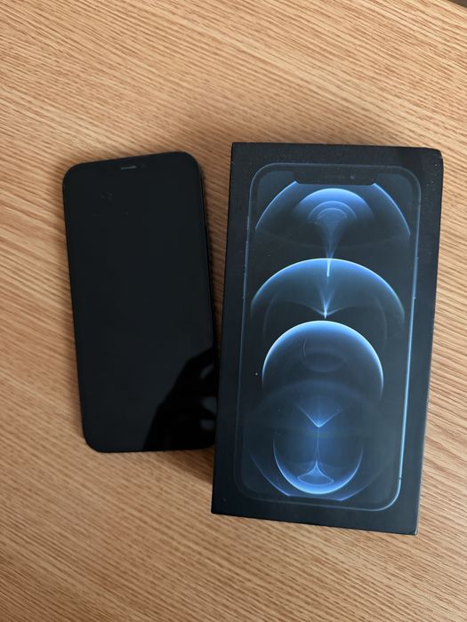 Продам IPhone 12 pro