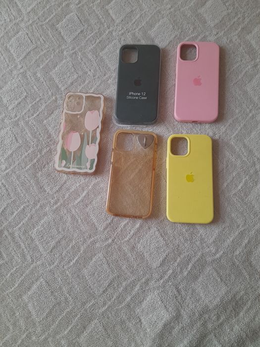 Чехлы на телефоны