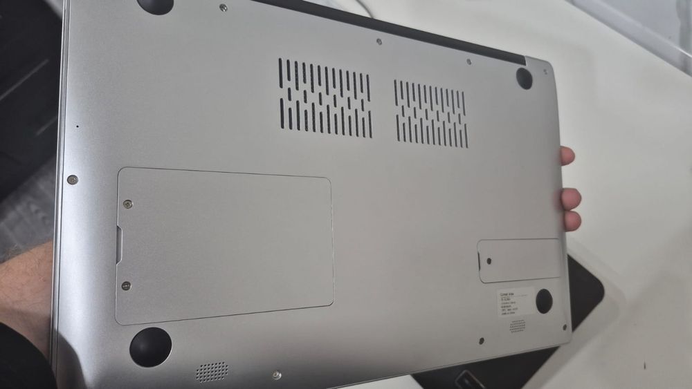 Ноутбук intel hd