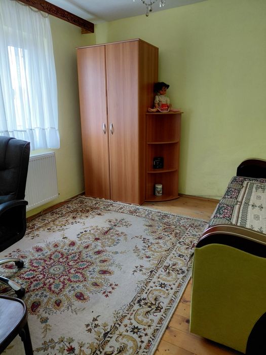 Închiriez în regim hotelier casă în Hamba