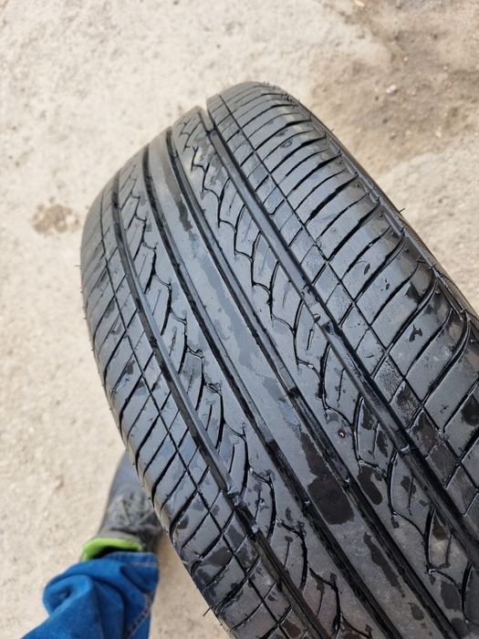 Продаётся шина R15