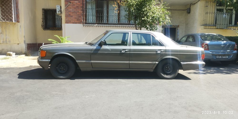 Mercedes Benz W 126 SE