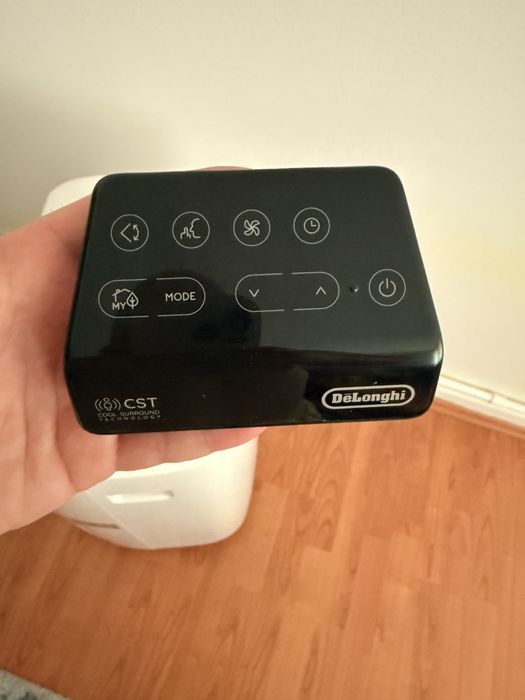 Clima mobila DeLonghi