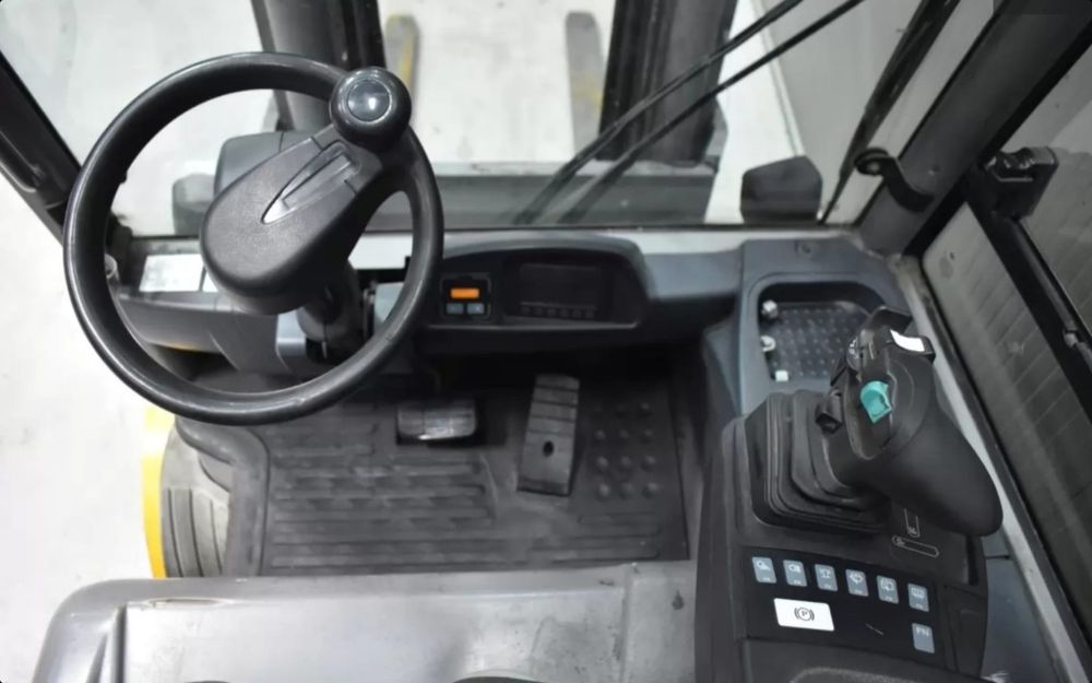 Motostivuitor electric JUNGHEINRICH EFG 540