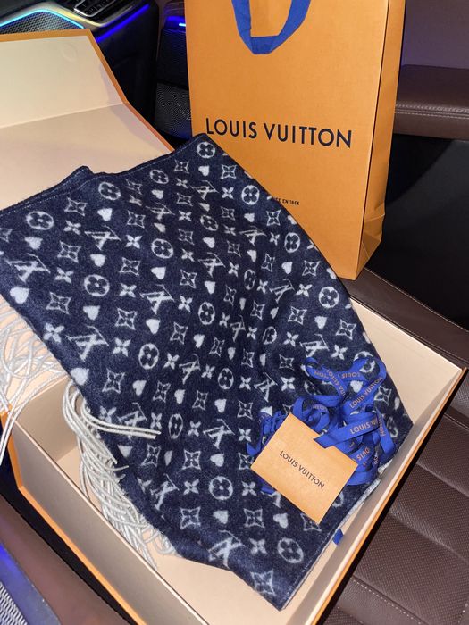 Esarfa originala Louis Vuitton din lână noua