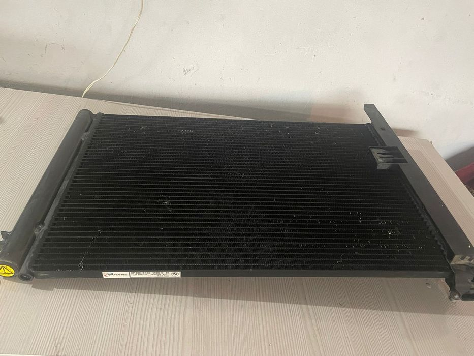 Радиатор кондиционера BMW E90