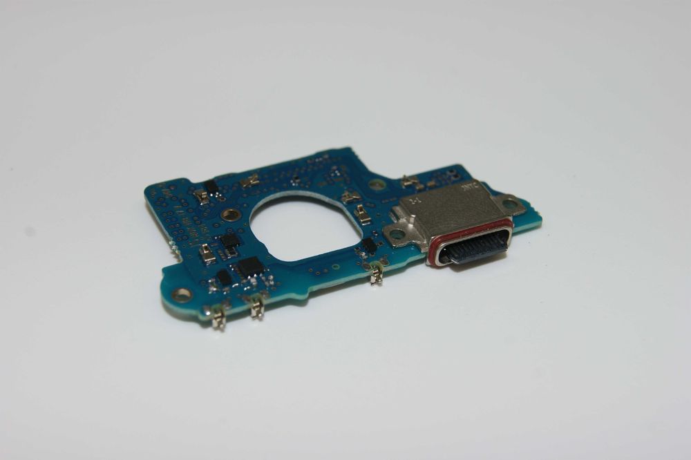 Оригинална букса зареждане / блок захранване Samsung S20