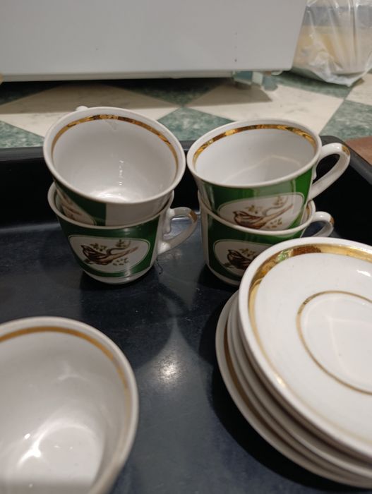 Продам сервиз для кофе