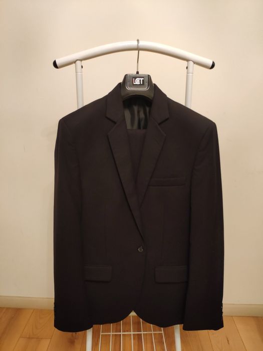 Doua costume barbati