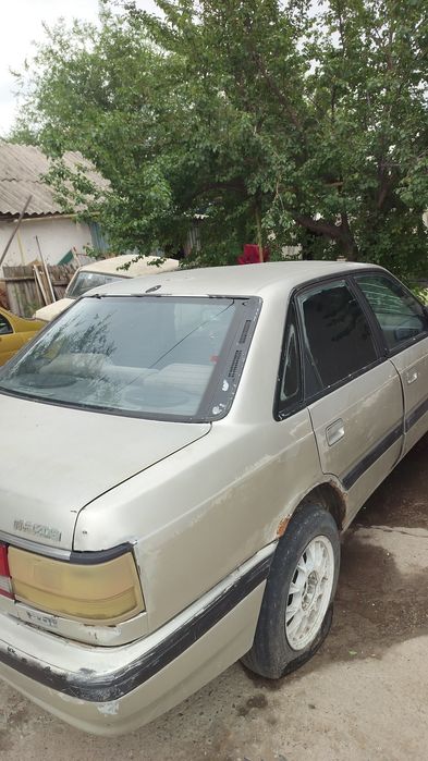 Продам срочно Мазда 626