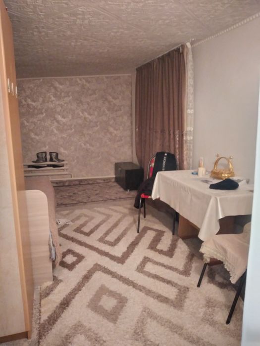 Домик маленький. Сдам работающему человеку.