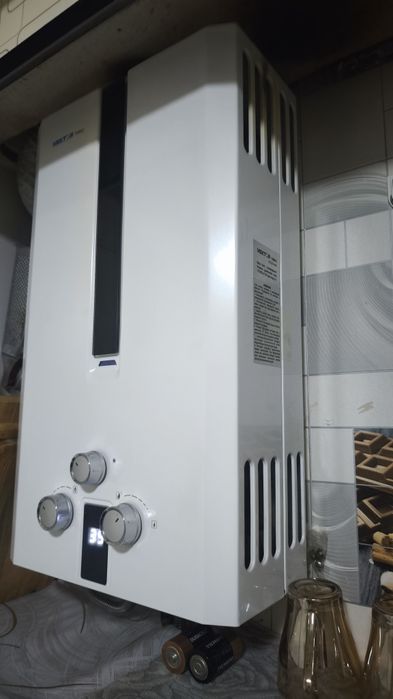 Продаем 2 газовые калонки в отличном состоянии.