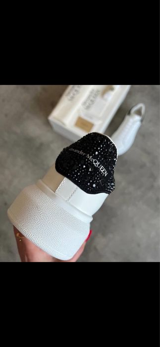 Adidasi Mq Queen