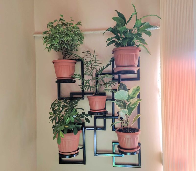 Цветарник (стенен)