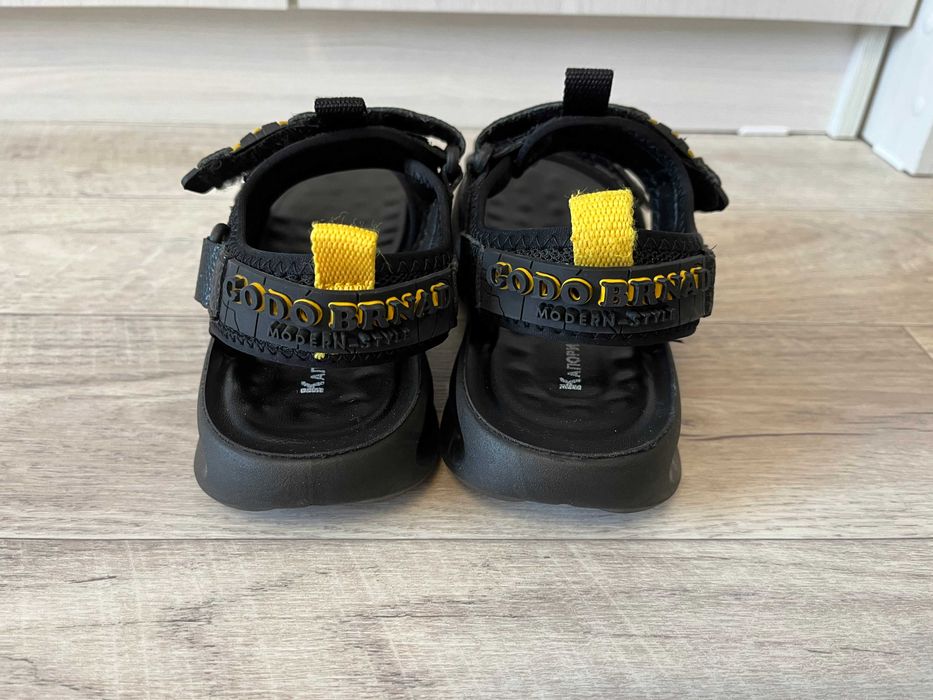 Сандали на мальчика