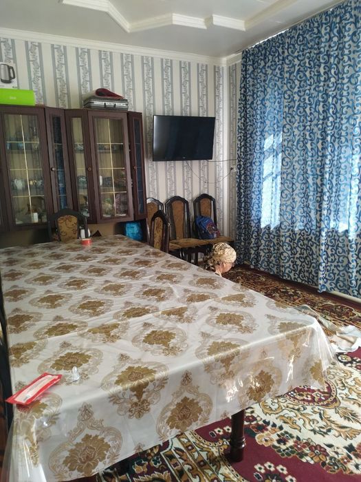 Ховли (коттедж) сотилади