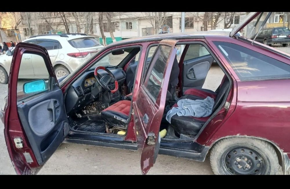 Продам авто ваз 2112