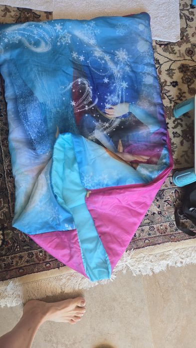sac de dormit paturica matlasat frozen