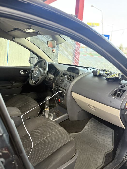 Vând Renault Megane 2 !!!!!