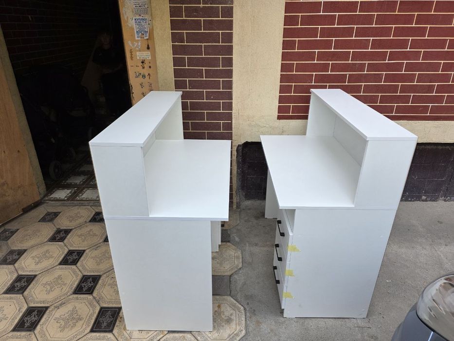 Универсальный стол школьника от производителя по низкой цене