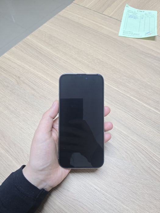 Продам iPhone 15pro 256gb