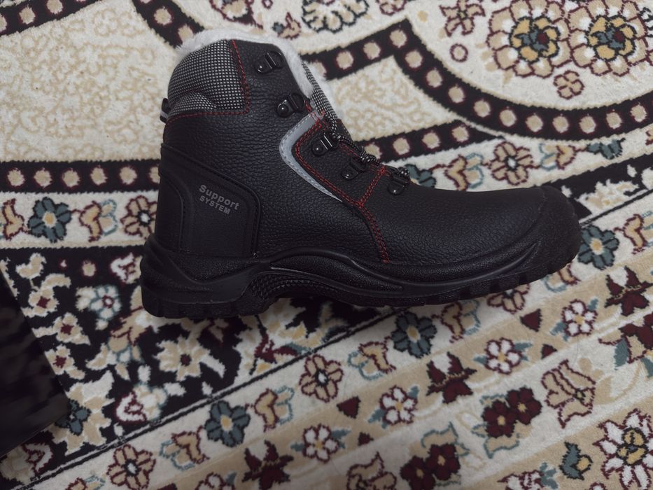 Спецобувь совершенно новый