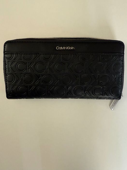 Оргинално протмоне Calvin Klein