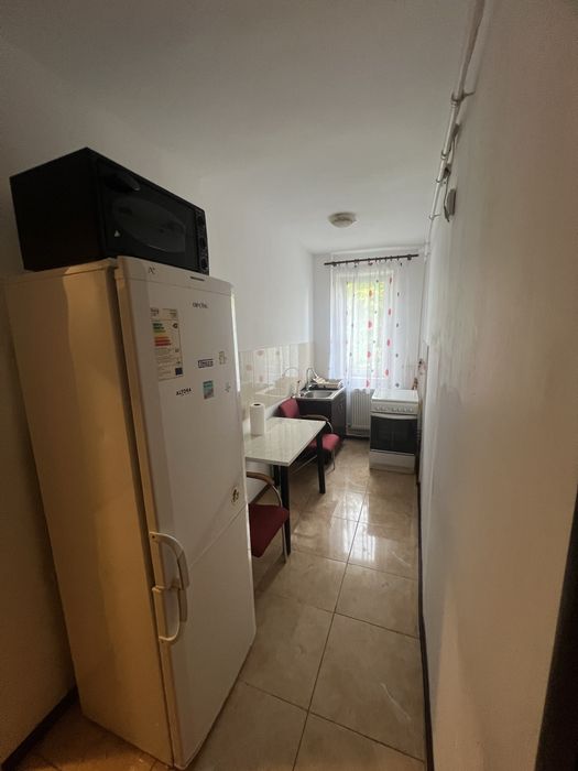 Inchiriez apartament 2 camere in Rosiori de Vede