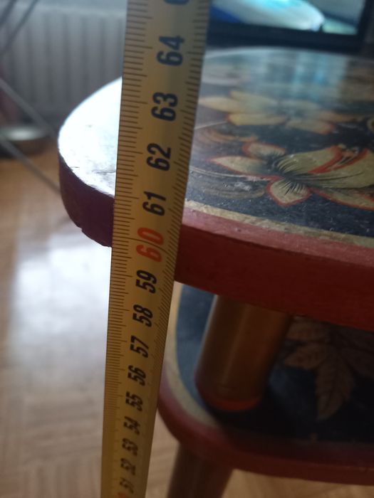 Антикварный столик