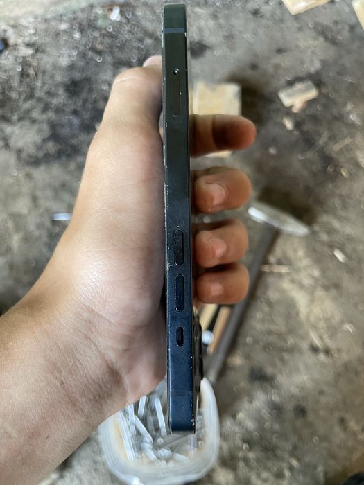 продам IPhone 13 pro