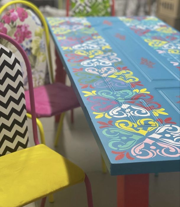 Стол ручной работы