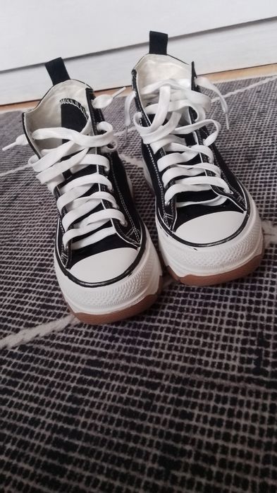 Кецове Runners,черно-бели