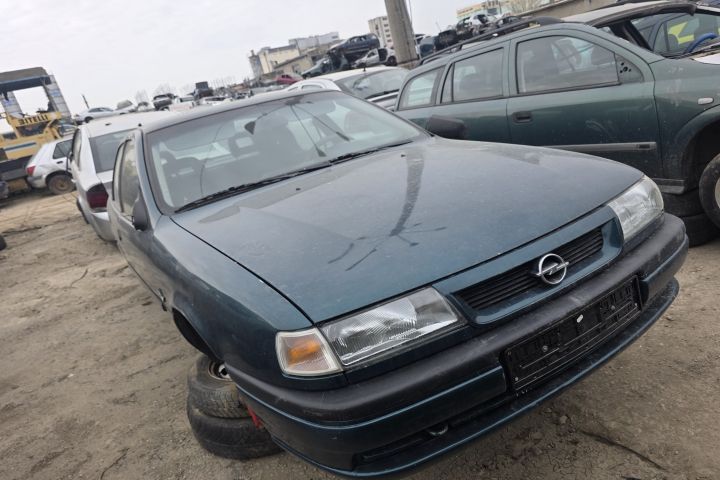 Usa / Portiera spate stanga Opel Vectra 1994 1.6 MT (75 hp)