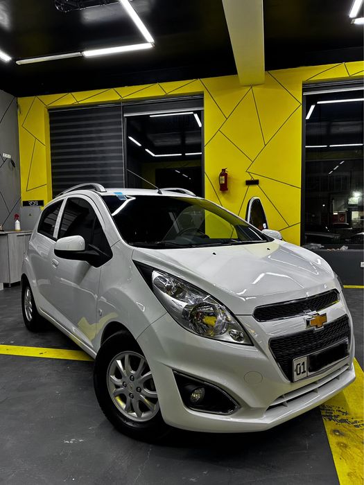 Idyal xolatda Spark sotiladi 2022