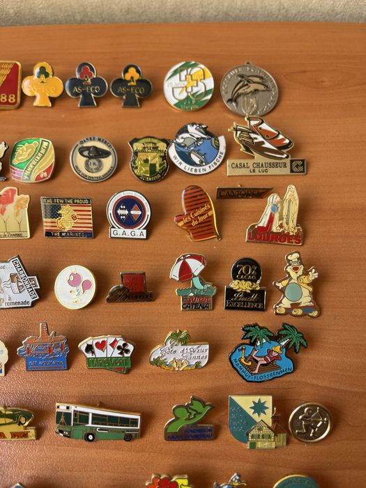 Лот Значки всякакви тематики