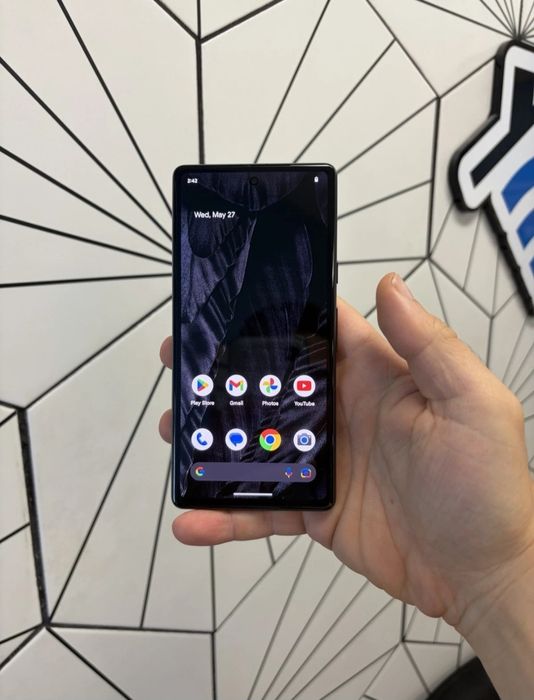 Husa Pixel 7a stare foarte bună Android 17