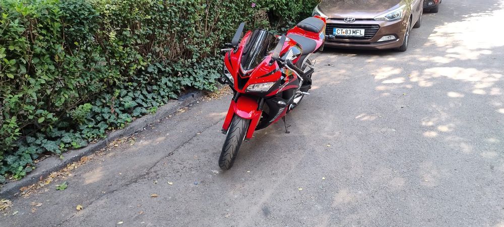 Honda cbr 600 rr