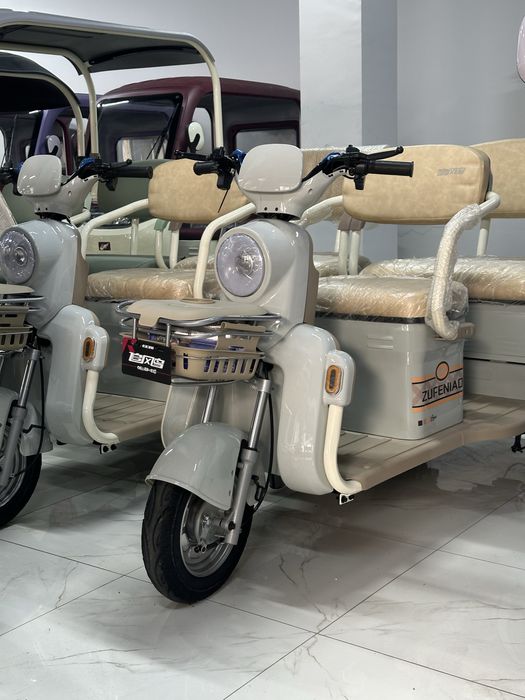 Toza havoda sayr qilish uchun elektro Skuter (трицикл)  yangi model